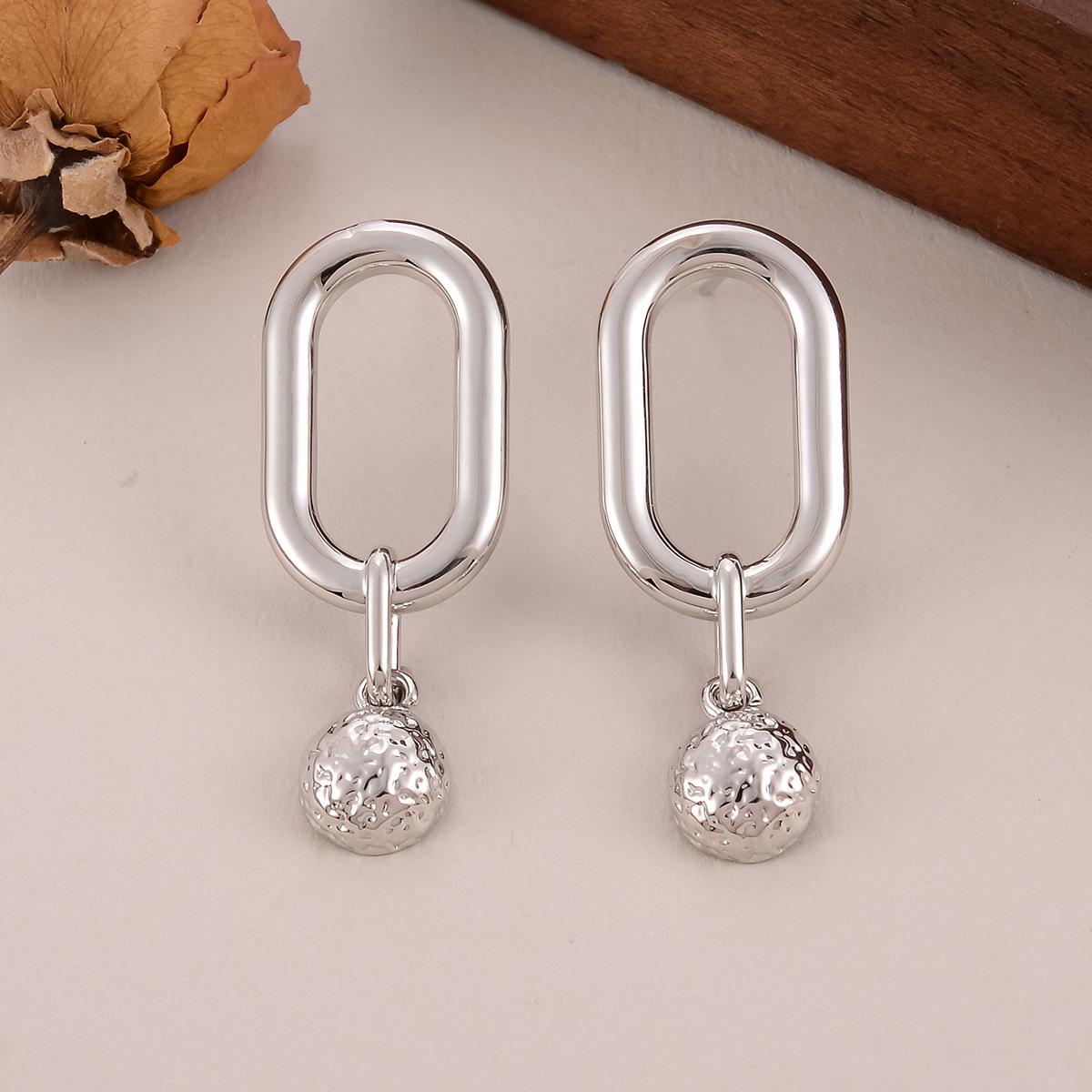 

Fashion semi-round ball ring, ear buckle, high-end temperament atmospheric design earrings, European and American light luxury summer trend earrings
