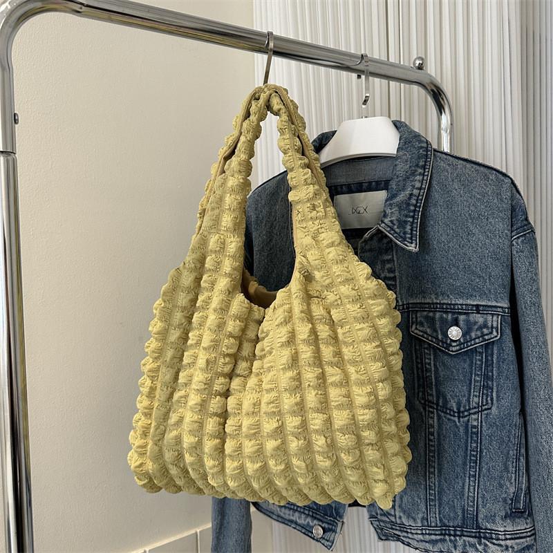 Fashionable Large Capacity Shoulder Tote Bag For Women Trendy Canvas Street Style
