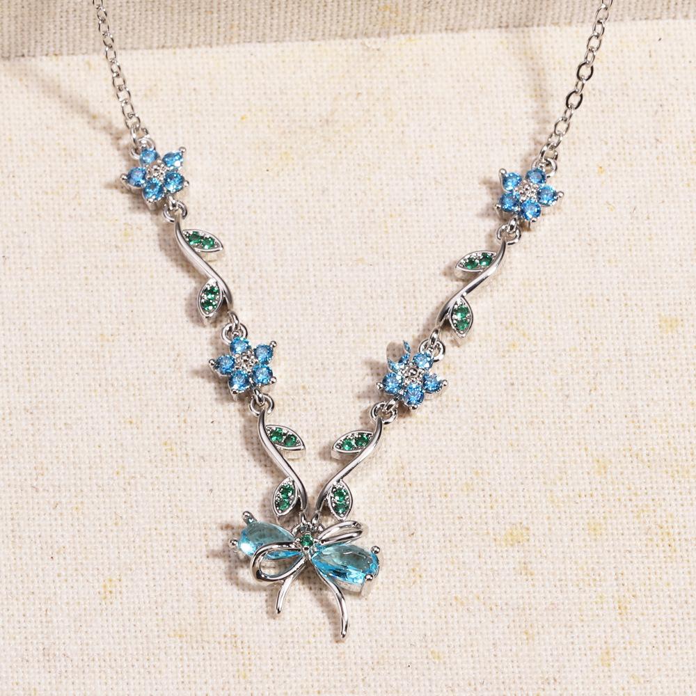 

Dazzling Zircon Butterfly Necklace For Women alloy Chain Pendant Necklaces Fashion Jewelry Gifts