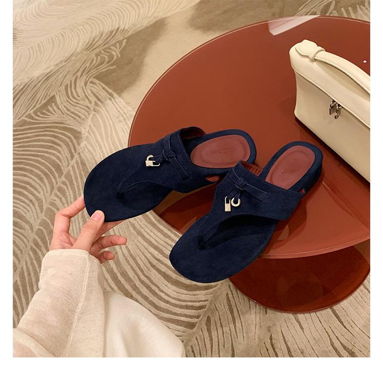 Sheepskin Version of French Temperament Flip-flops Women's Summer Toe Fringed Outer Wear Low-heeled Cool Slippers