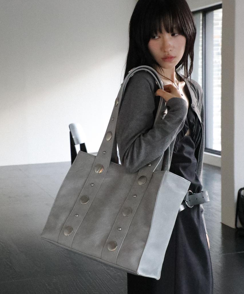 Iugamakaras Big Studded Shopper Bag (Sky Blue)