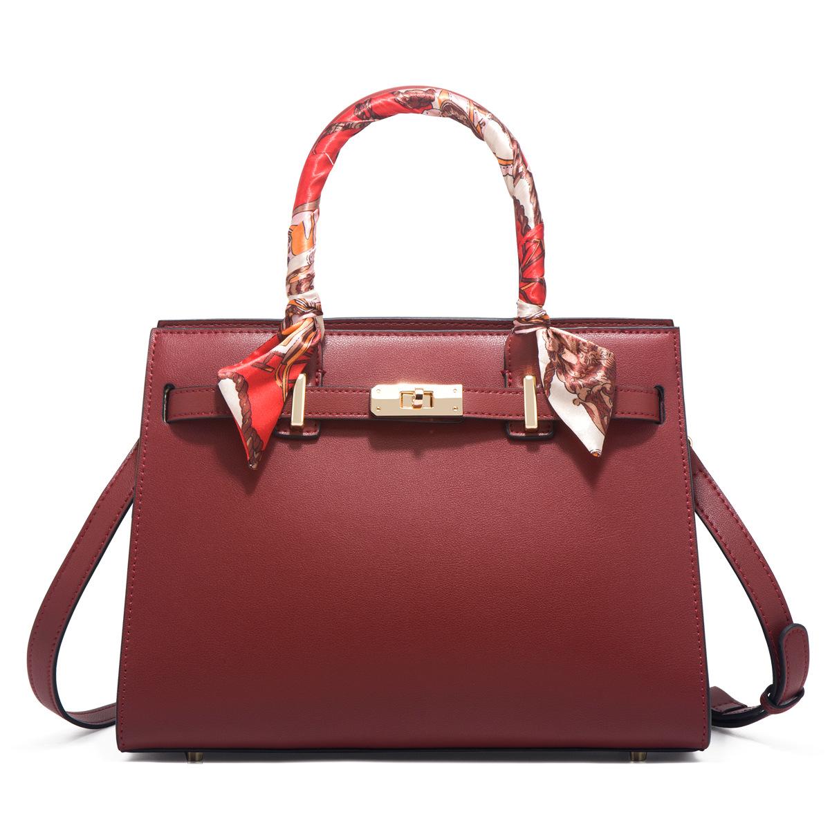 Mother s Day send mother bag 2026 new atmospheric mother-in-law lady middle-aged handbag atmospheric messenger bag