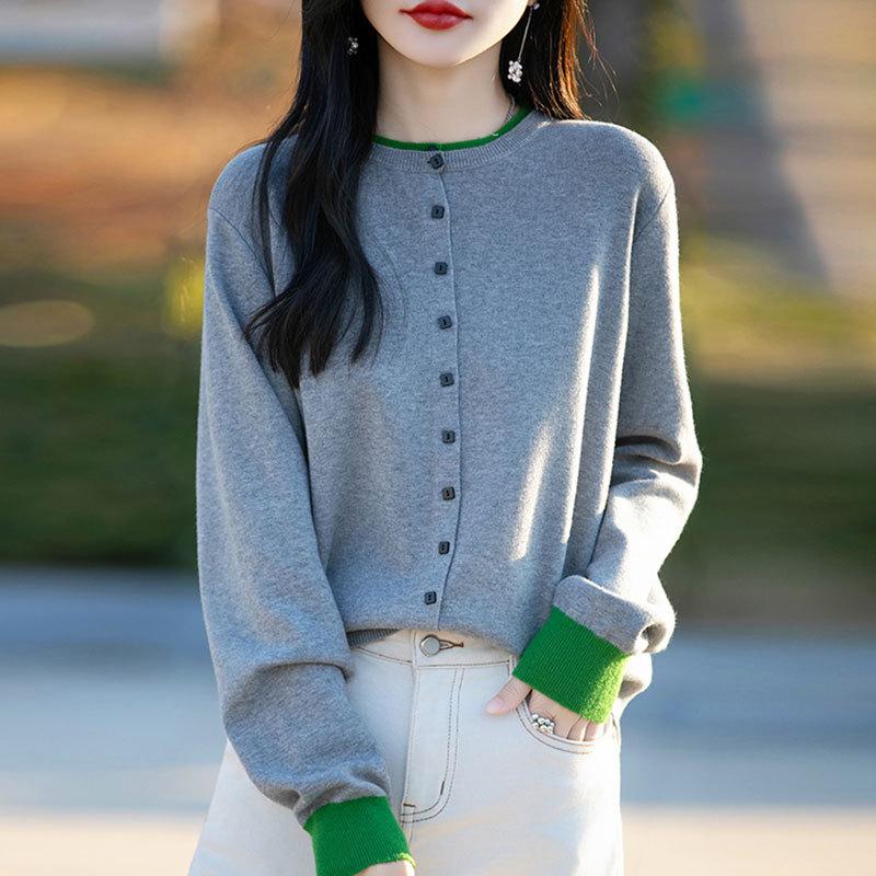 

Autumn color matching button round neck fake two-piece knitted sweater cardigan women s jacket thin loose literary sweater One size