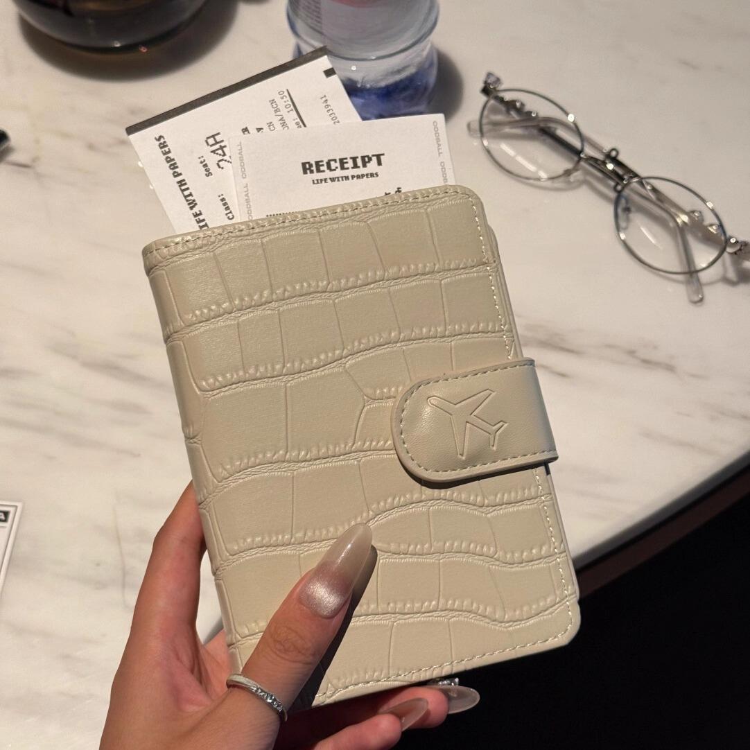 Passport Holder Passport Bag Multi Functional ID Card Bank Card Passport Clip PU Leather Wallet Cover Travel Accessories бежевый