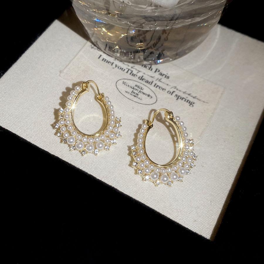 Mangxing pearl stud earrings exquisite elegance temperament earrings light luxury earrings design sense niche