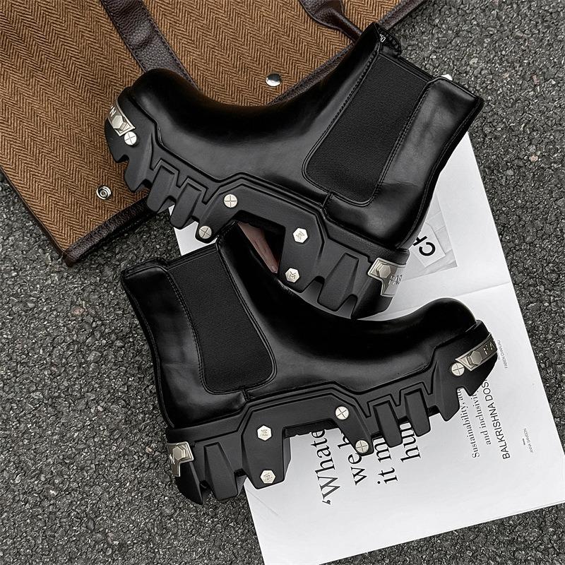 3639 Catwalk Bulldozer Martin Boots Thick Sole Heightening Fashion Short Boots Metal Rivet Couple Locomotive Boots