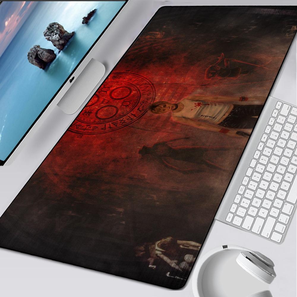 Silent Hill 3 Großes Gaming-Mauspad Computer-Mauspad PC-Gamer-Mausmatte Laptop-Mauspad XXL-Mausmatte Tastaturmatte Schreibtischunterlage