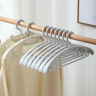 Seamless Non-Slip Clothes Hanger with Anti-Shoulder Bump Protection for Home and Wardrobe Use