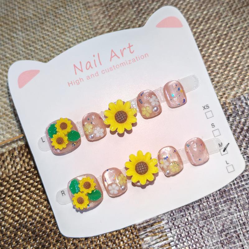 Sunflower Children s Handmade Wearable Nail Art: Fresh, Sweet, Gentle Style for Ages 3-12