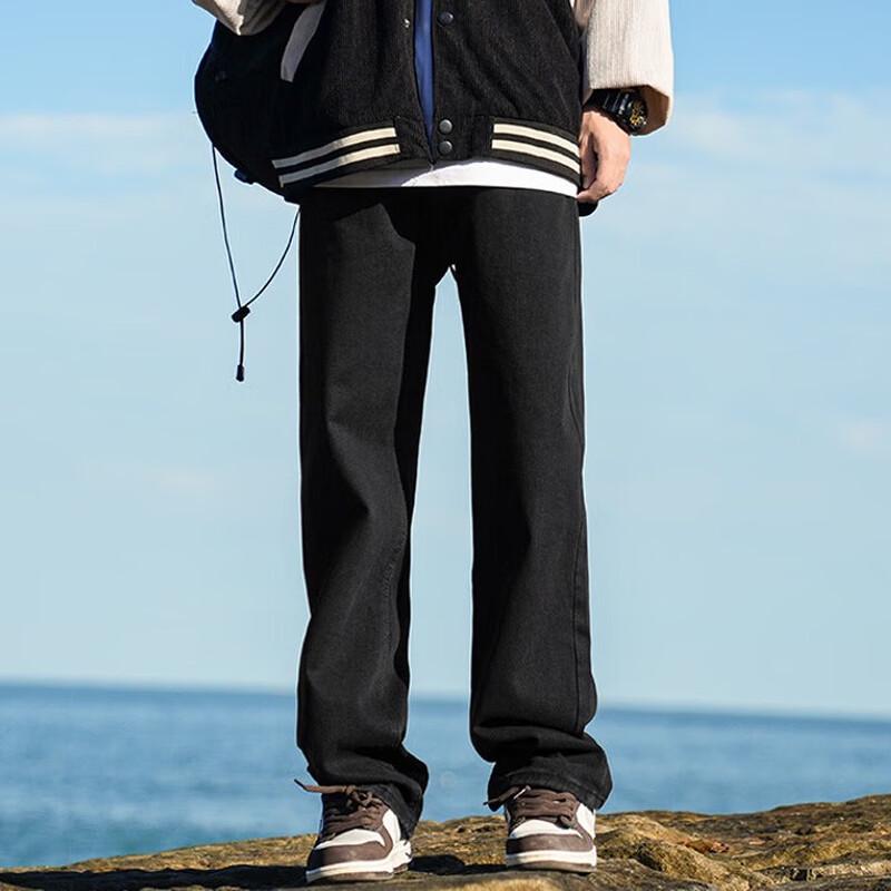 Snoopy Men's Straight-Leg Lined Jeans