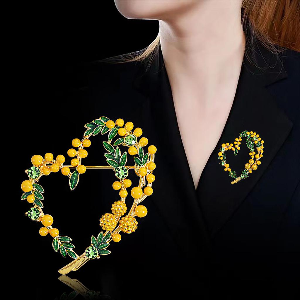Vintage Enamel Mimosa Fruit Brooch Women's Exquisite Fashion Plant Brooch High-end Suit with Accessories Pin