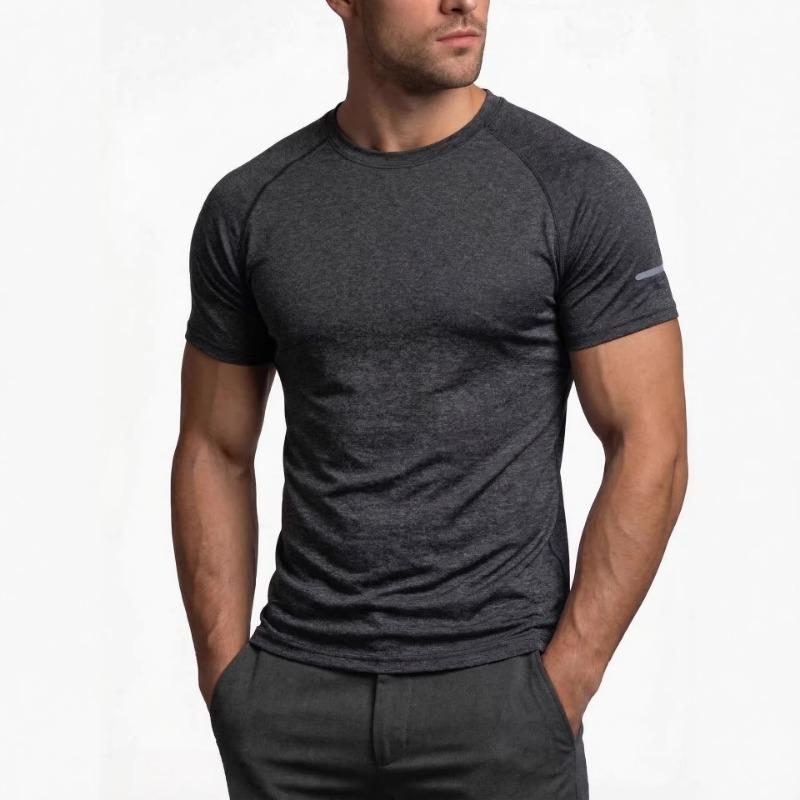 

New T-shirt Cationic Reflective Strip Solid Color Round Neck Sports Outdoor Casual Short-sleeved Men S чёрный