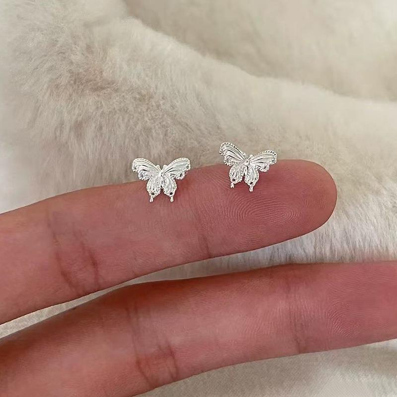 Raising Ear Holes, Small Stud Earrings for Women, Simple, Sweet, Small and Fresh Earrings, Niche Design, Versatile Earrings