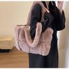 Winter Plush Niche Bags, Premium Versatile Women's Bags, Fashion Trends, Large-capacity Portable Wool Bags