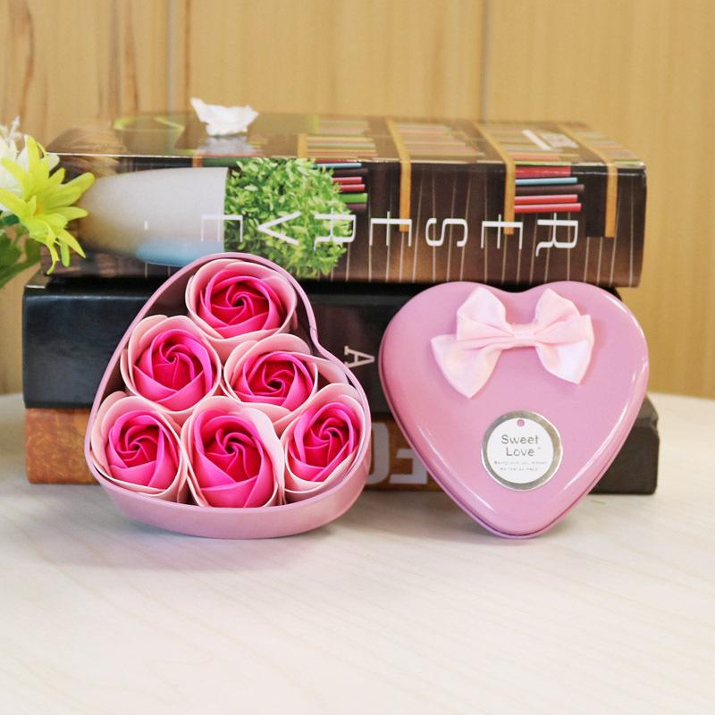 6Pcs Heart-shaped Rose Gift Box Simulated Rose Soap Flower Mother's Day Rose Gift Box Valentine's Day Rose Gift Wedding Souvenir