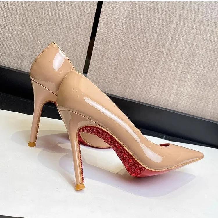 Značkový designér Podzimní Nude Lakovaná Špičatá Dámské Vysoké Podpatky Sexy Dámské Šaty Štíhlé Vysoké Podpatky D'Orsay & Dvoudílné