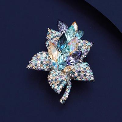 Luxus Csillogó Virág Bross High-End Női Különleges Személyiség Kabát Kitűző Niche Design Csokor Kitűző Kiegészítők