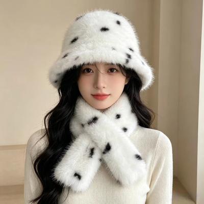 Winter Bobcat Point Plush Bucket Hat Scarf Set Women's Warm Imitation Fox Hair Ear Protector Hat Two-piece Set
