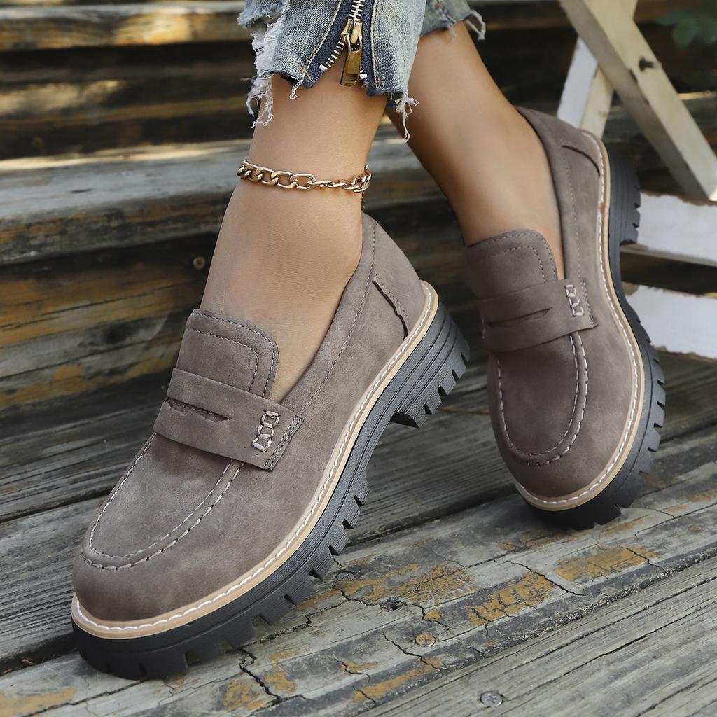 New Women's Shoes with Thick Heels and Soles, A Retro One-foot Style