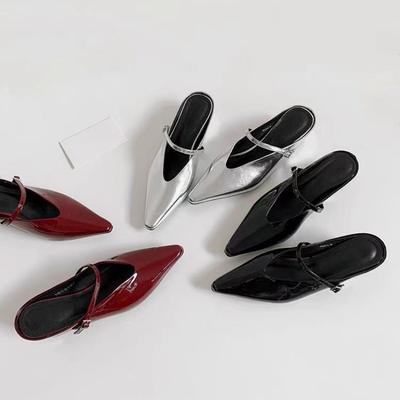 2026 Frühjahr und Sommer Neue Französische Spitz zulaufende Blockabsatz Mary Jane Schuhe Fauler Baotou Halbschuhe