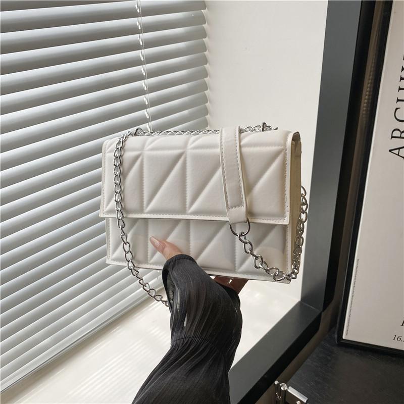 Bag Women's New Small Square Bag Personalized Diamond Chain New Casual Aesthetic Temperament Shoulder Messenger Bag