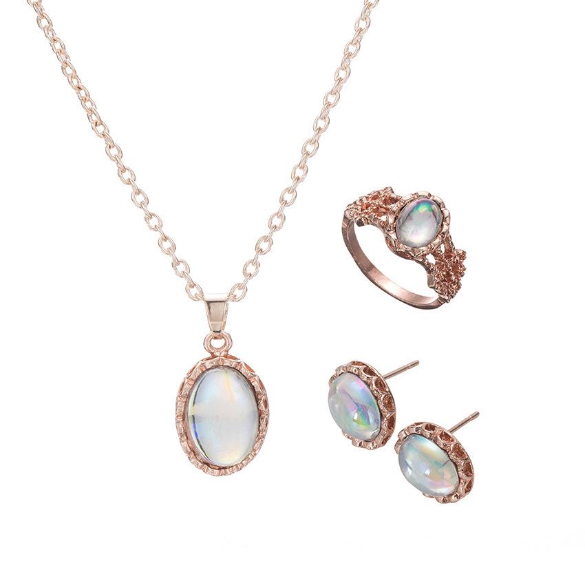 European and American Trend Gem Set: Fashion Necklace, Stud Earrings & Ring