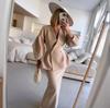 Dámská bílá halenka s V-výstřihem a nabíranými rukávy se sadou sukně slim fit, elegantní kancelářské oblečení