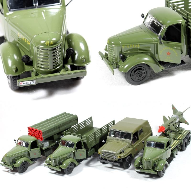 Klasický vojenský transportní nákladní automobil Čínské lidové osvobozenecké armády JieFang CA10 Simulace Odlévaná a hračková vozidla Zvuky a světlo 1:36 Model auta z lehké slitiny