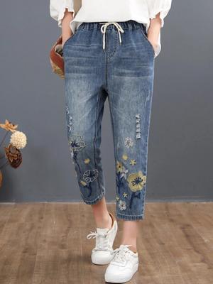 Chinese Autumn Fashion Style Ladies Vintage Embroidery Jeans Women Casual Floral Denim Trousers Ripped Harem Pants