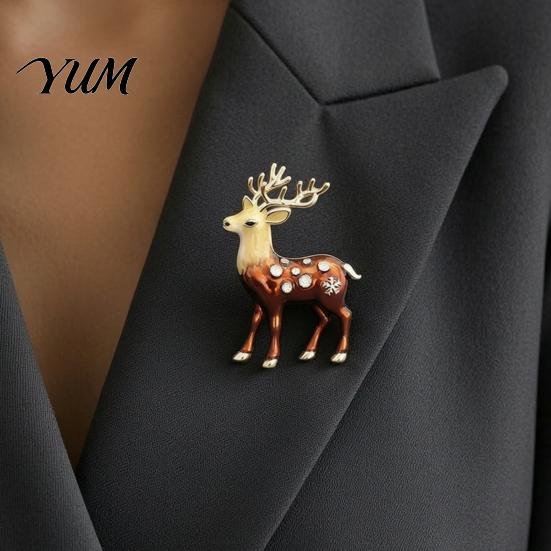 Mini Reindeer Brooch Christmas Pin, Rhinestone Elk Lapel Sweater Alloy Cardigan Coat Suits Accessories, Jewelry Gift for Xmas