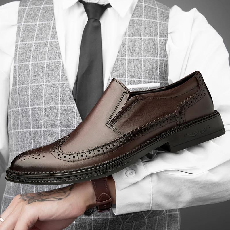 Fashion Elegantes Genuine Leather Men Brogue Shoes Man Dress Shoes Slip On Business Casual Shoes Classic Leather Breathable Oxford Shoes