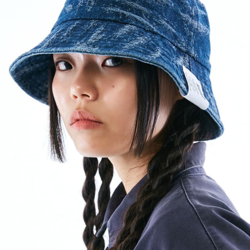 SLEEPYSLIP SCRATCH BLUE DENIM BUCKET HAT