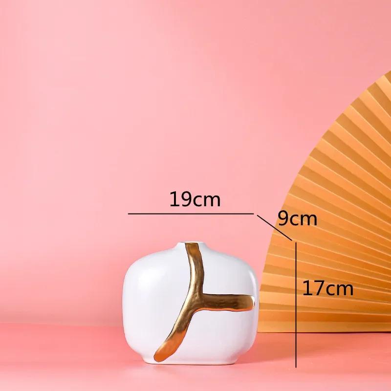 Gilded Graffiti Ceramic Vases, Flower Arrangements, Hydroponic Accessories, Ceramic Craft Decorations, Home Decor, Vases