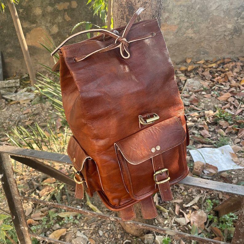 Rucsac personalizat din piele Geantă de carte vintage pentru laptop pentru unisex Rucsac din piele maro Poșetă Geanta școală pentru colegiu Rucsac de călătorie de weekend