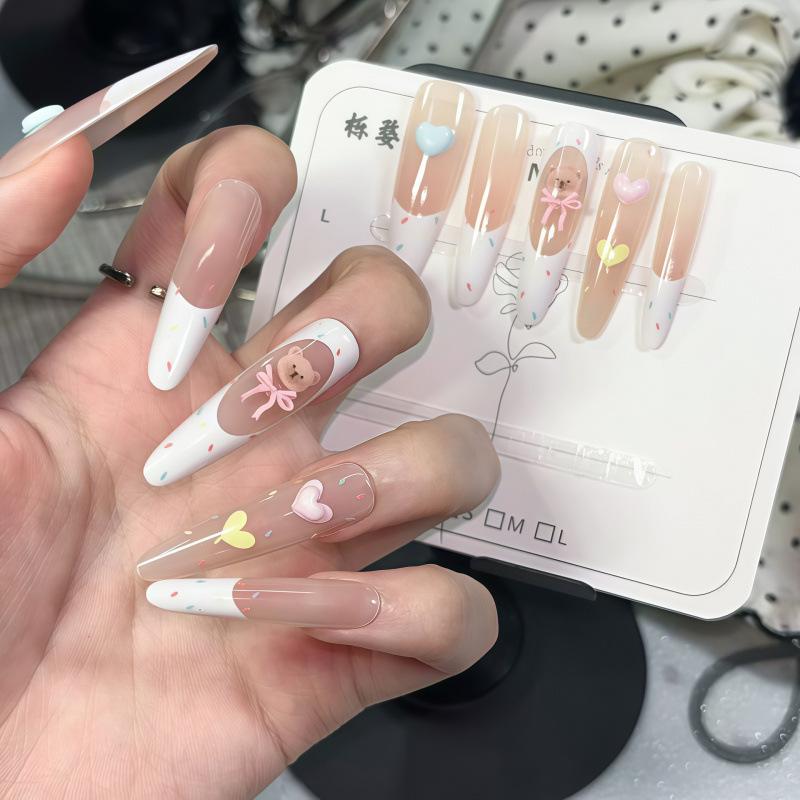 Wind Soft Girl Wearable French Nails with 3D Bear Heart Design, Versatile and Removable