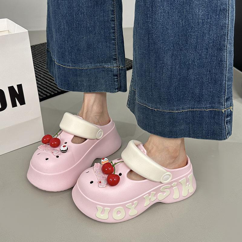 Thick-soled heightening bag head slippers women's spring and summer 2025 new outer wear beach non-slip and deodorant student hole shoes