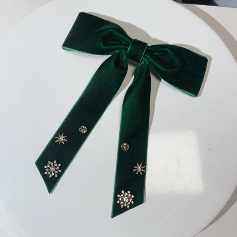 Luxurious Velvets Bowknot Clip On Brooch with Rhinestones Snowflake for Christmas Parties Pre Tied Bows Tie Necktie