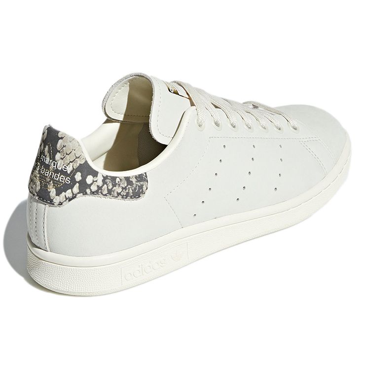 Adidas Originals Stan Smith Comfortable Casual Lightweight Durable Low-Top Sneakers Women Sneakers White F34304
