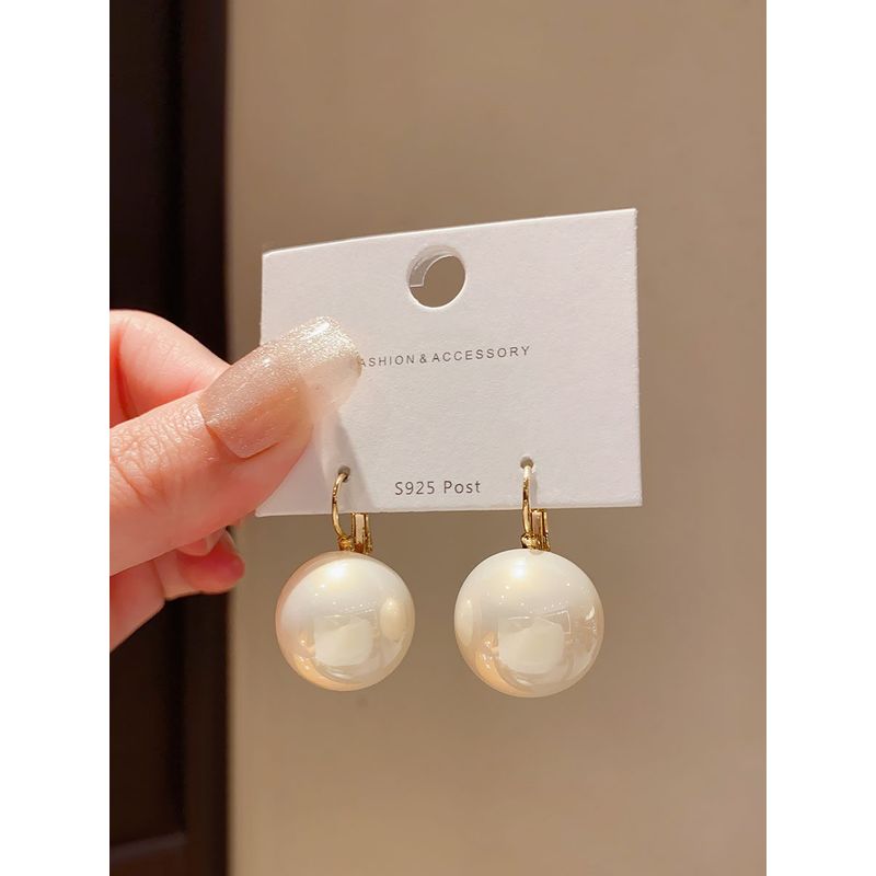 Cool Style Retro Female Niche Unique European and American Pearls Small Ear Buckle Style