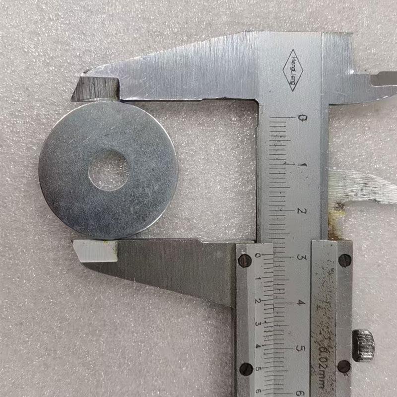 Retractable Thickened Wall Mount Bracket for KTV Speakers