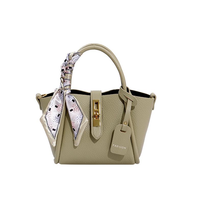 Popular Vegetable Basket Bag, New Women's Bucket Bag, High-end Women's Handbag, Crossbody Free Silk Scarf