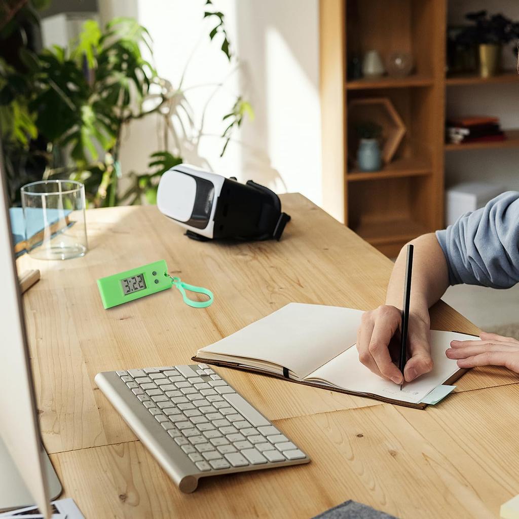 POPETPOP Keychain Digital Watch, Easy To Read, for Shoulder Bags, Backpacks, and Hiking Bags, Set of 5 (Random Colors)