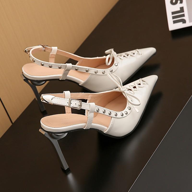 

2026 Pointed Toe Slim Heel Strappy Bow Studded Buckle Strap Wrapped Toe Sandals Women s Back Trip Strap Heels 35 белый