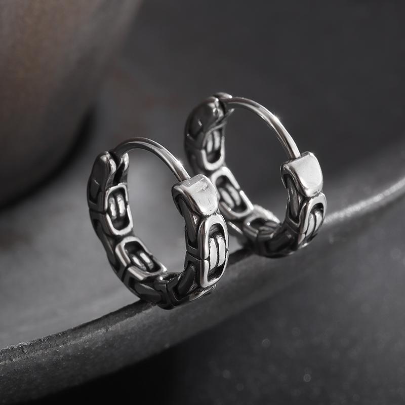 Silver-Plated Hand-Carved Pattern Circle Dangle Earrings for Women Retro Exaggerated Hypoallergenic Earrings Fashion Jewelry