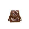 Crossbody Mobile Phone Bag 2025 Autumn and Winter New Retro Small Square Bag Fashionable Contrasting Shoulder Bag