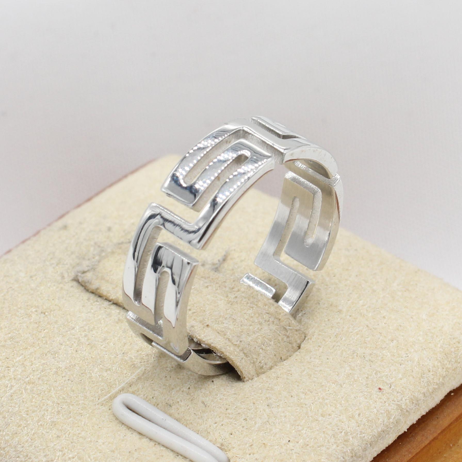 

2025 Персонализированная мода Гладкий узор Великой стены Мужское кольцо Аксессуары Подарок 10