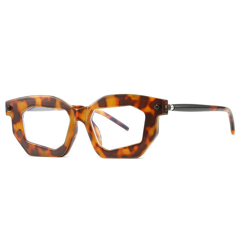 

Irregular Punk Vintage Sunglasses Women For Men Luxury Brand Designer Sun Glasses Popular Outdoor Driving Rivet Shades Uv400