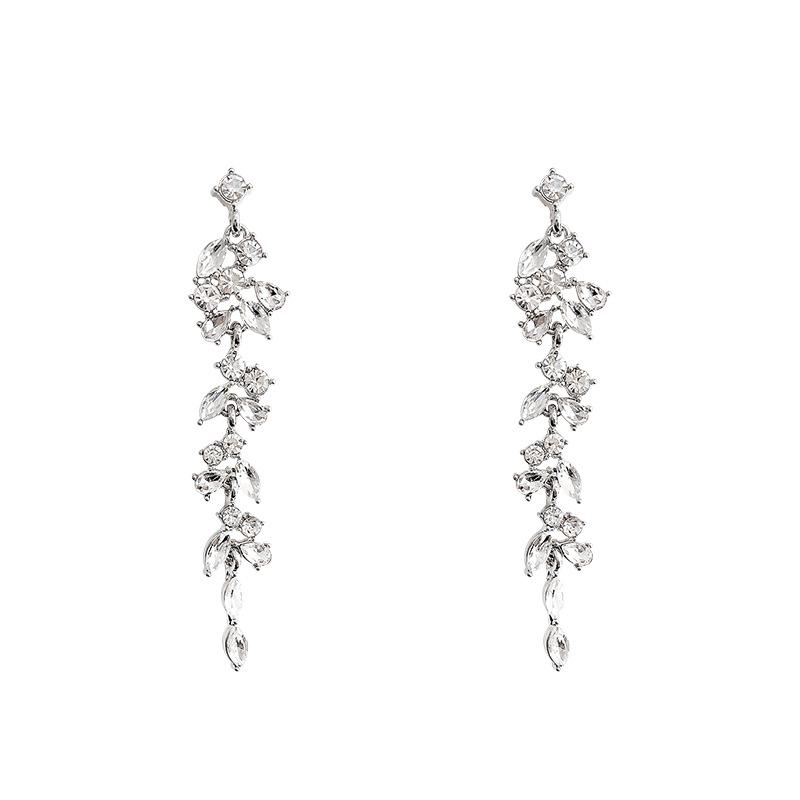 Elegant Tassel Leaf Earrings: High-End Sparkling Dangle Jewelry for Women, 2025
