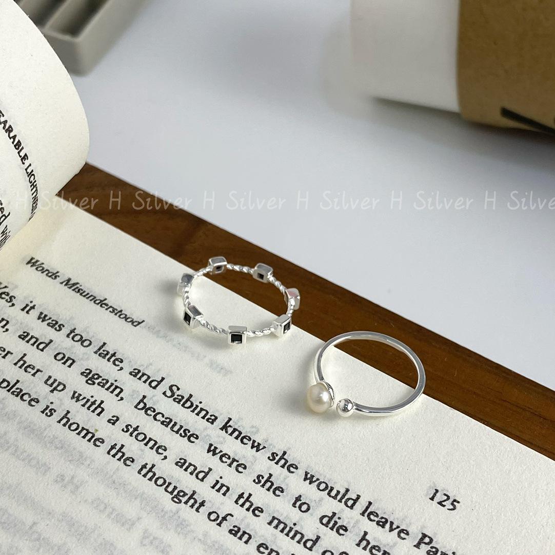 

S925 Sterling Silver Minimalist Black Zircon & Pearl Ring Black Zircon Ring