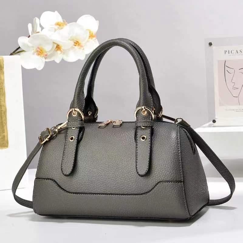 Stylish Large Capacity Patchwork Handbag Versatile For Daily Use With Chic Design